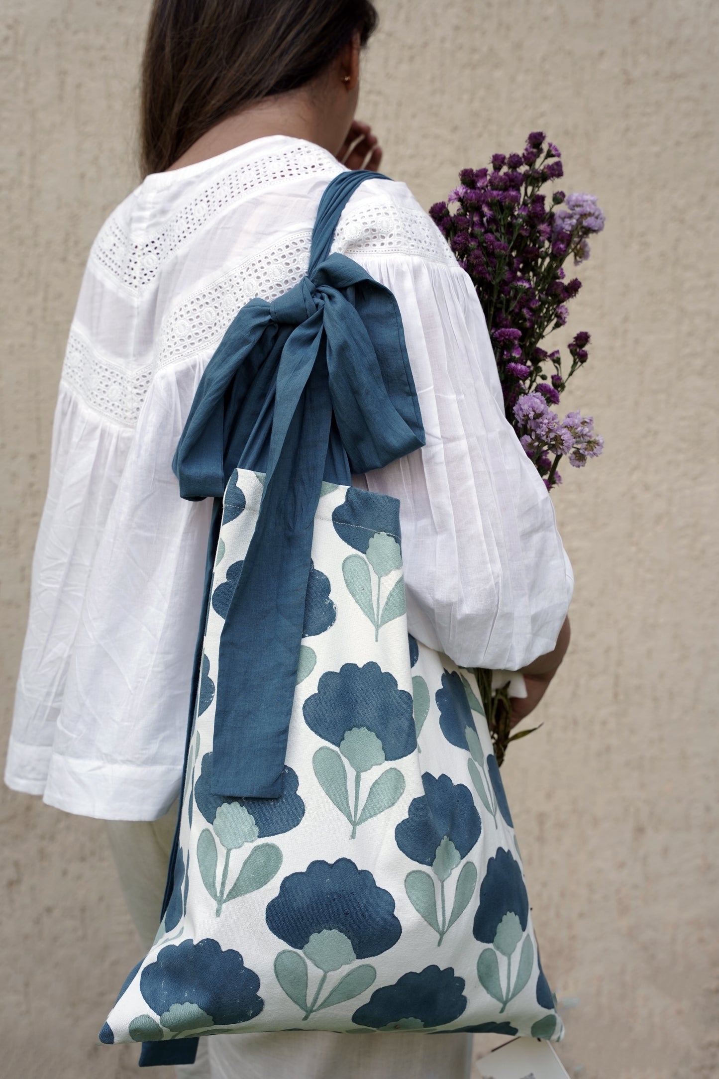 The Löv Tote – Premium Designer Tote Bag