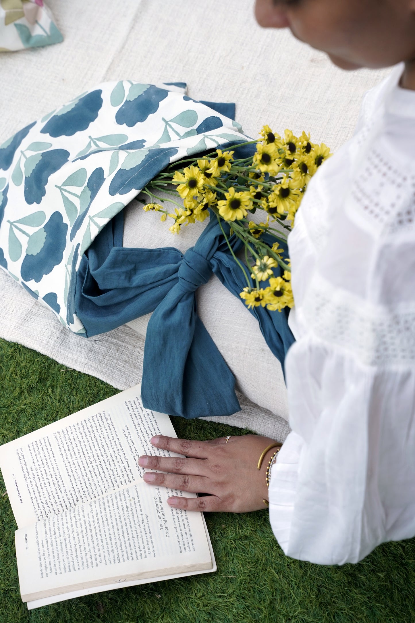 The Löv Tote – Premium Designer Tote Bag