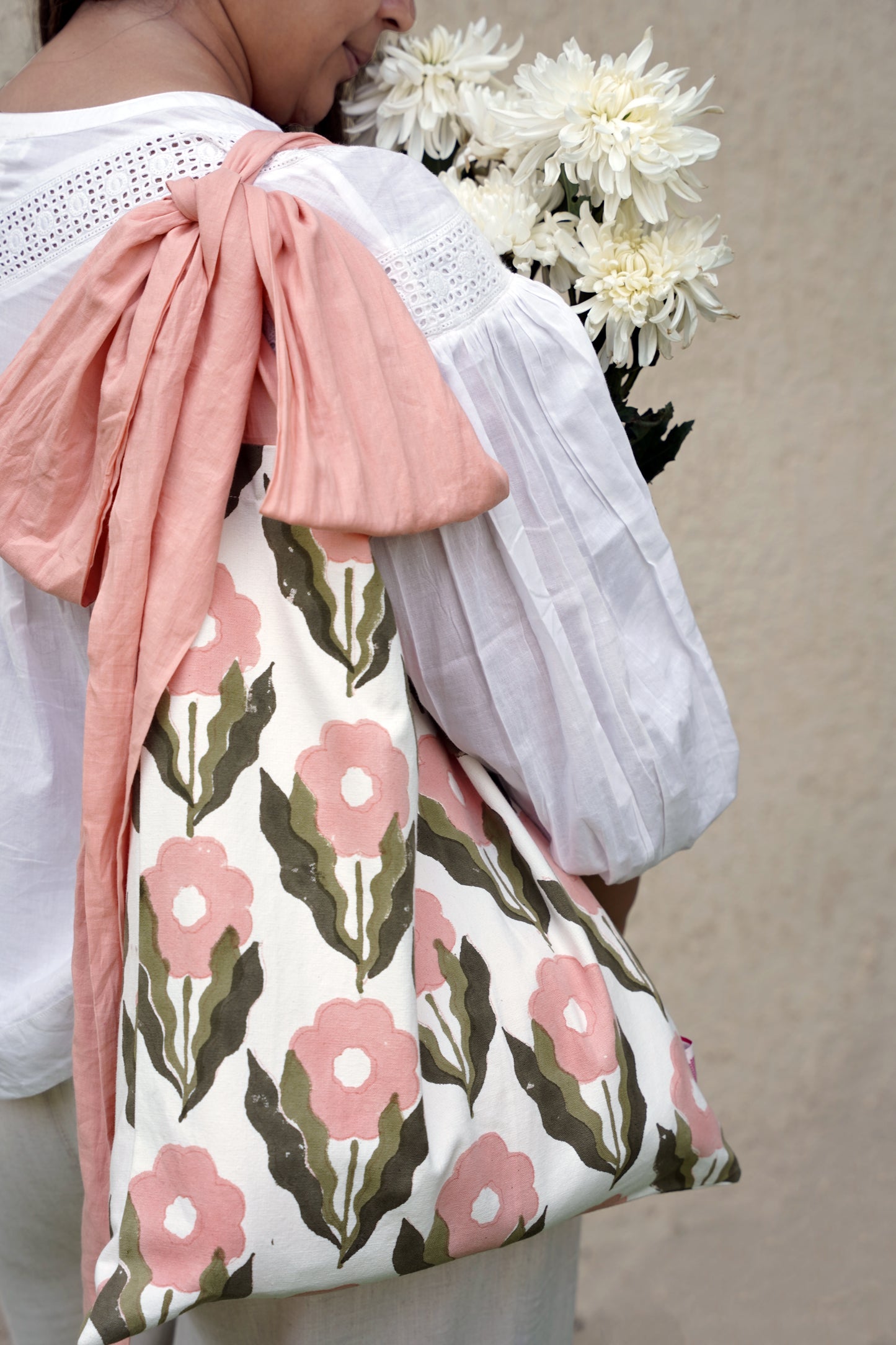The Sommar Tote – Premium Designer Tote Bag