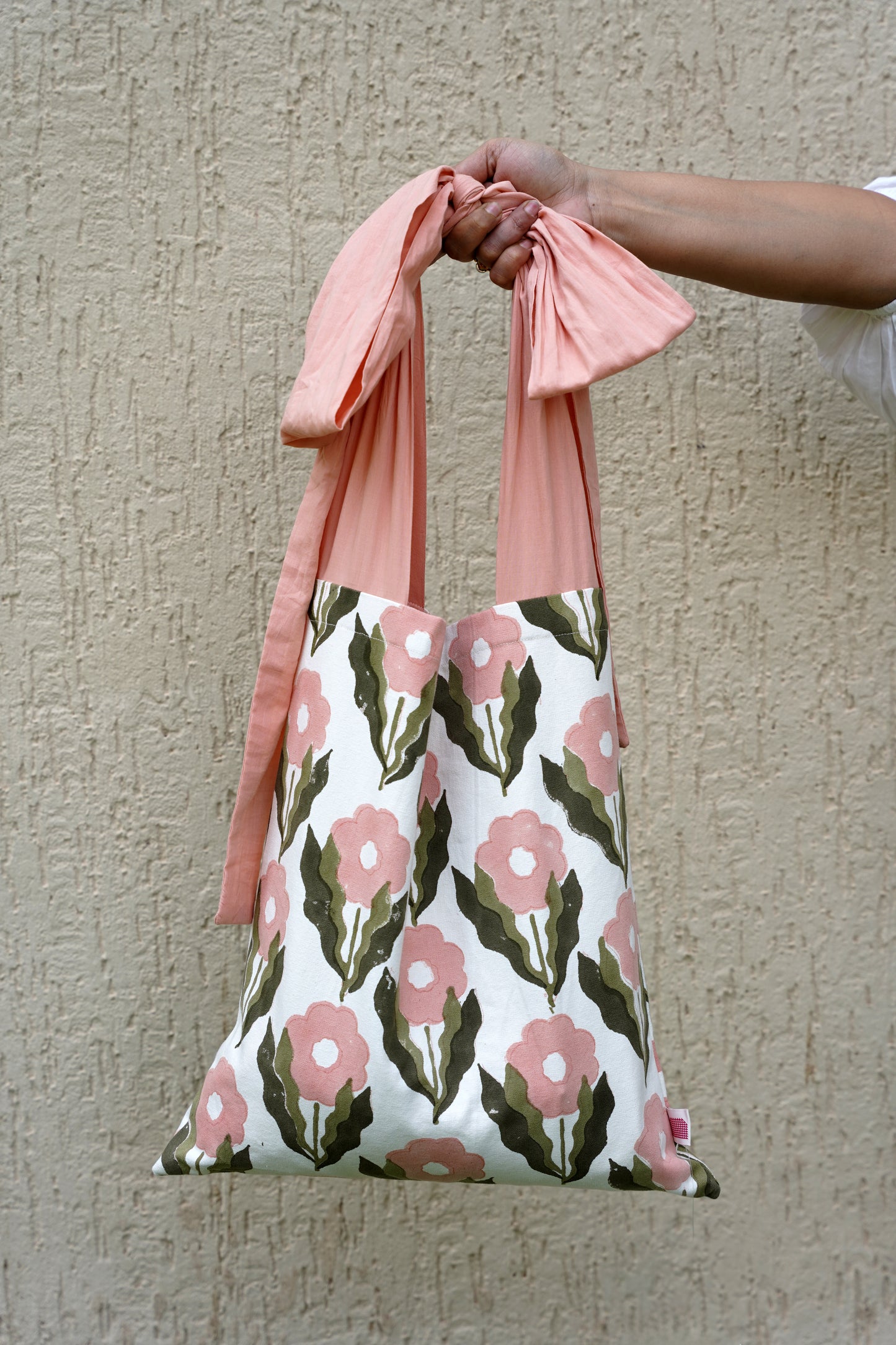 The Sommar Tote – Premium Designer Tote Bag