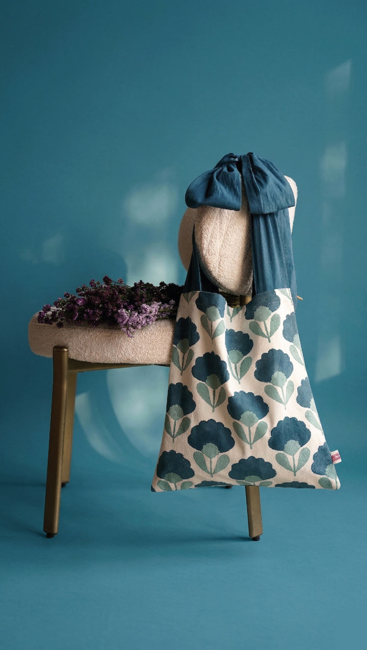 The Löv Tote – Premium Designer Tote Bag